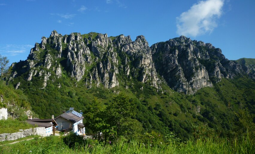 Immagine per percorso Grande Guerra: da Malga Grassi al Rifugio Pernici