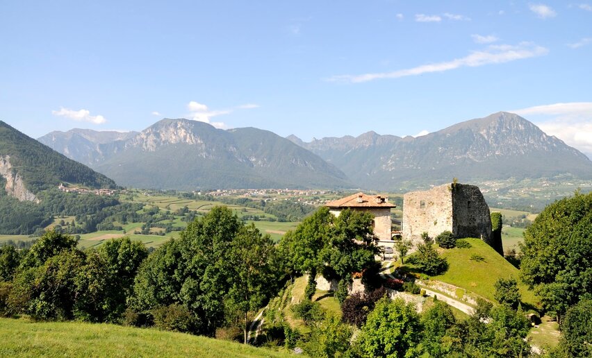 Immagine per percorso Campo Lomaso, il Ponte Romano e Castel Spine