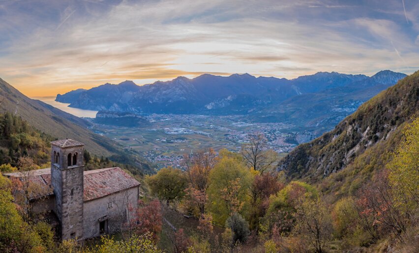 Immagine per percorso 10. All'Eremo di San Giacomo