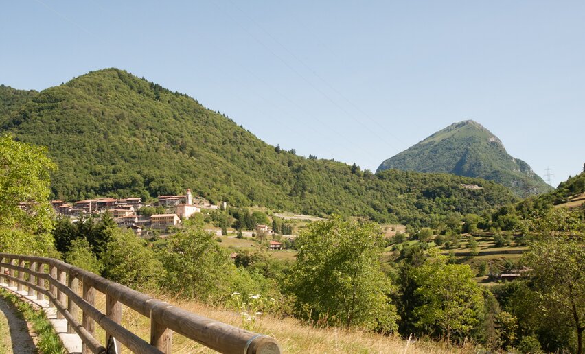 Immagine per percorso La Vecchia Strada di Pinza
