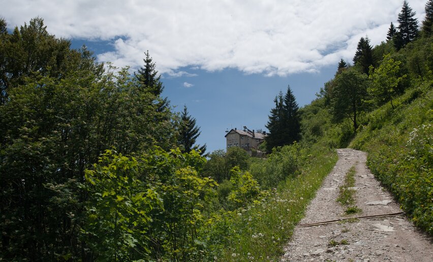 Immagine per percorso 2 giorni tra le montagne del Garda Trentino e 1 notte al Rifugio Pernici