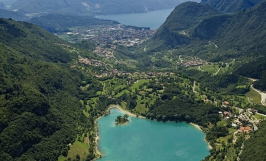 Immagine per percorso Dal Lago di Tenno a Canale, una passeggiata nella campagna