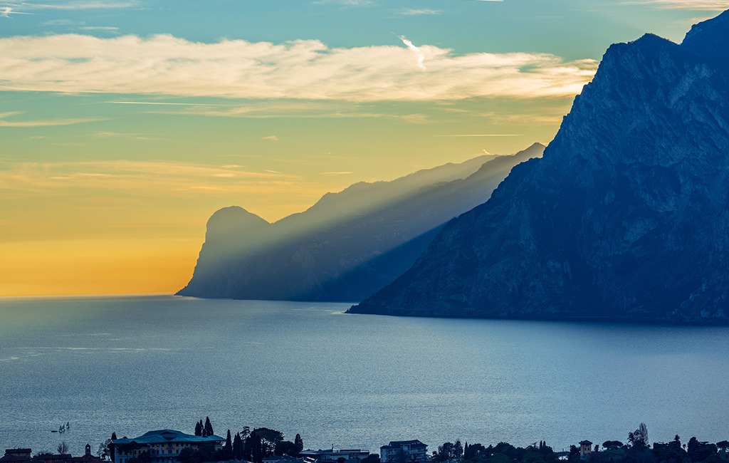lago di garda in inverno